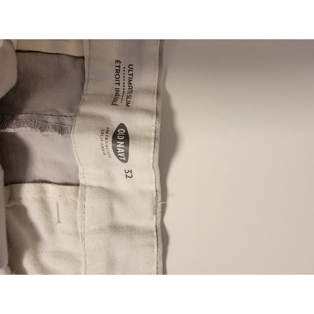 Old Navy Mens 32 Ultimate Slim Gray American Flag Embroidered Chino Shorts 9in - Picture 3 of 4